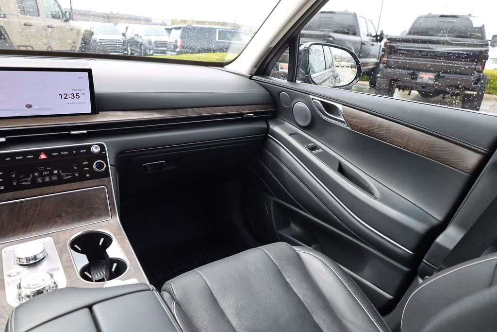 Used 2025 Genesis GV80 2.5T Prestige AWD/4WD image 21