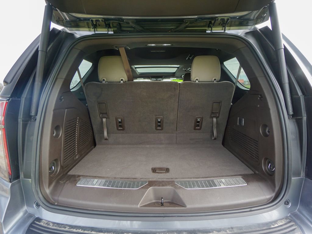 Used 2021 Chevrolet Tahoe Z71 w/ Rear Media and Nav Package image 11