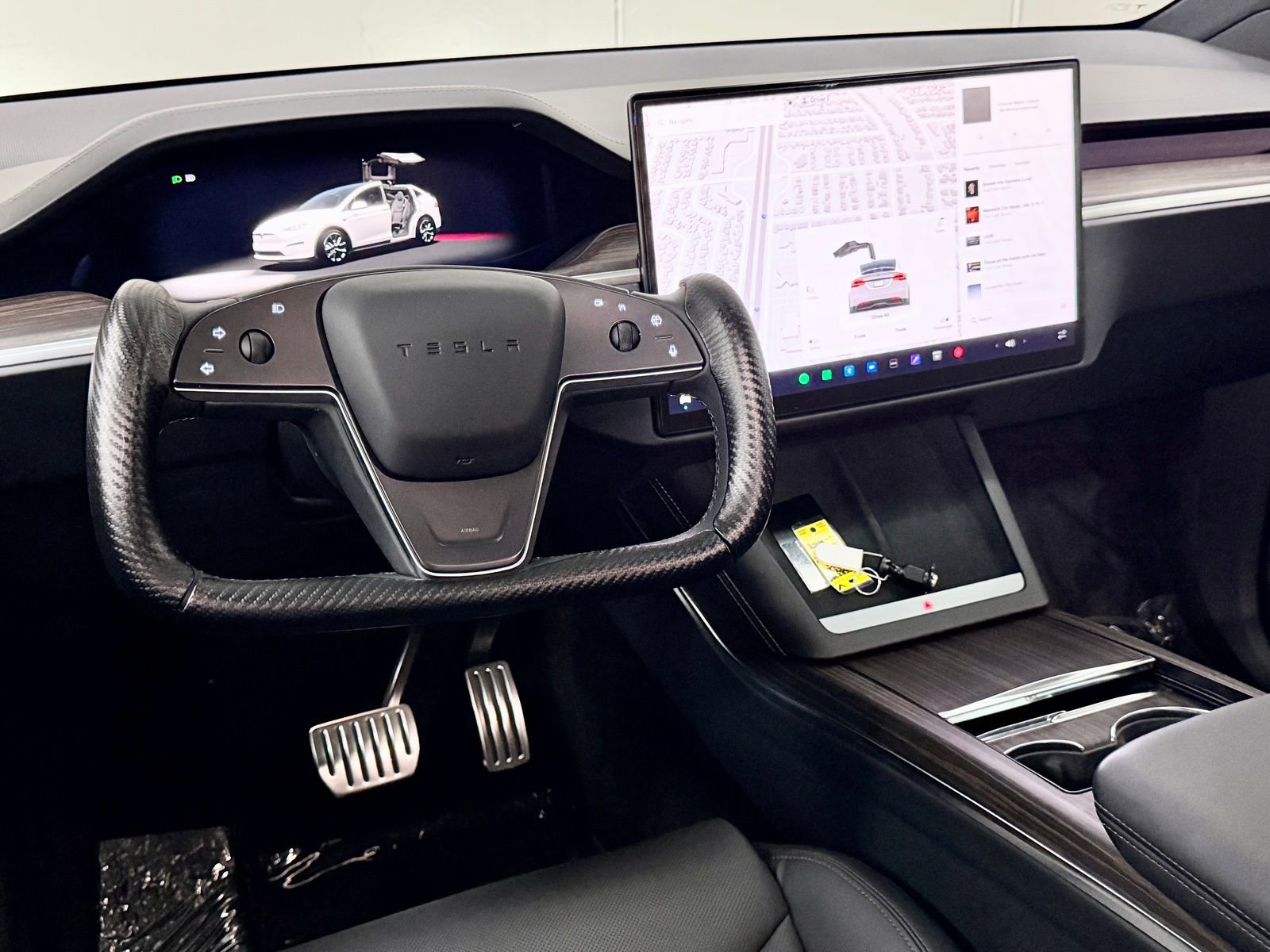 Used 2022 Tesla Model X AWD/4WD image 32