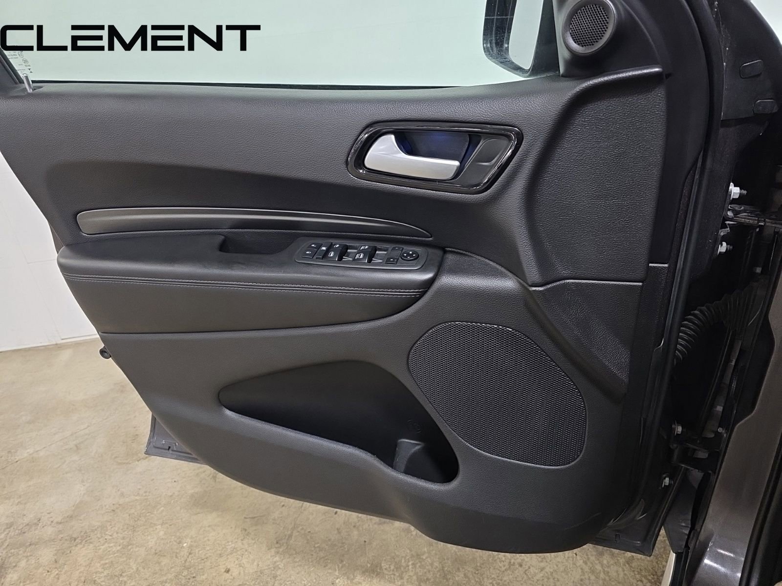 Used 2021 Dodge Durango SXT image 28