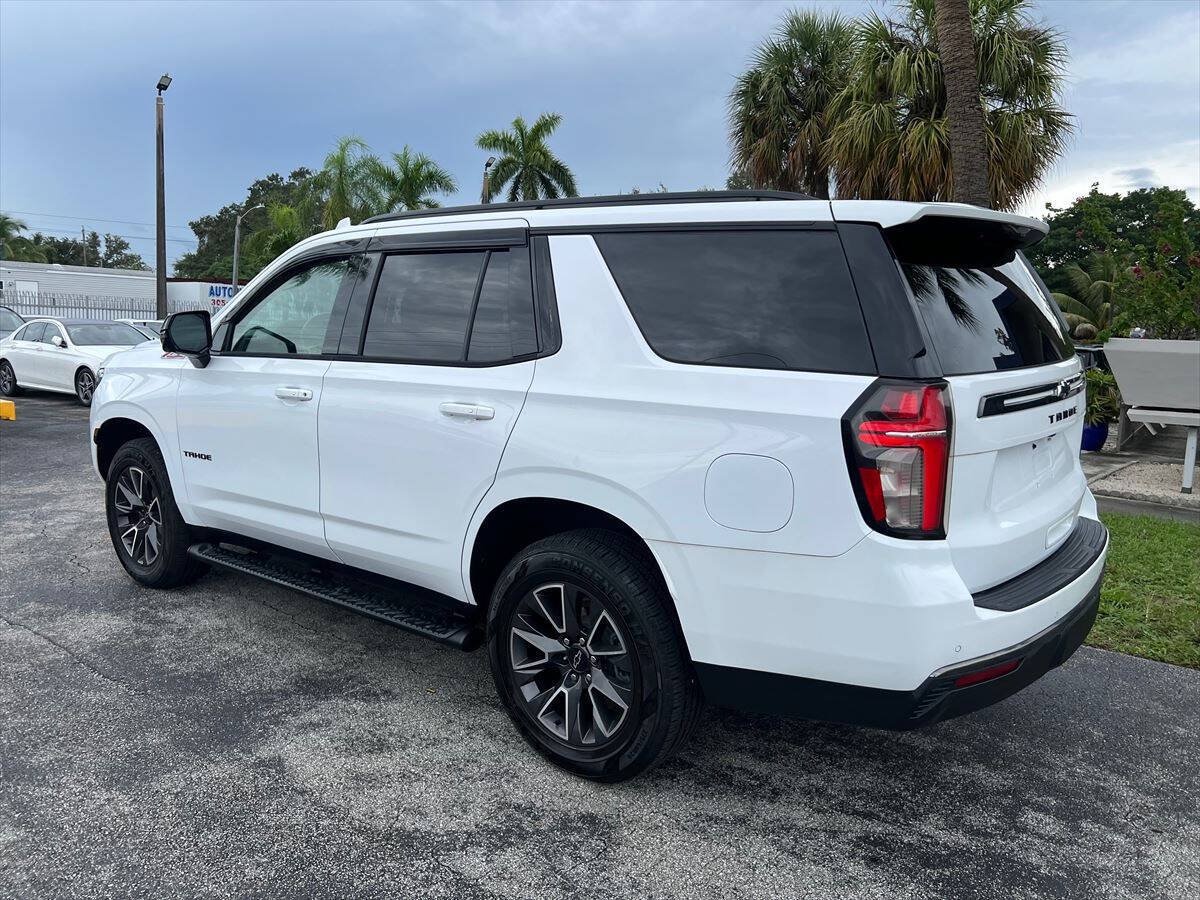 Used 2021 Chevrolet Tahoe Z71 w/ Luxury Package AWD/4WD image 6