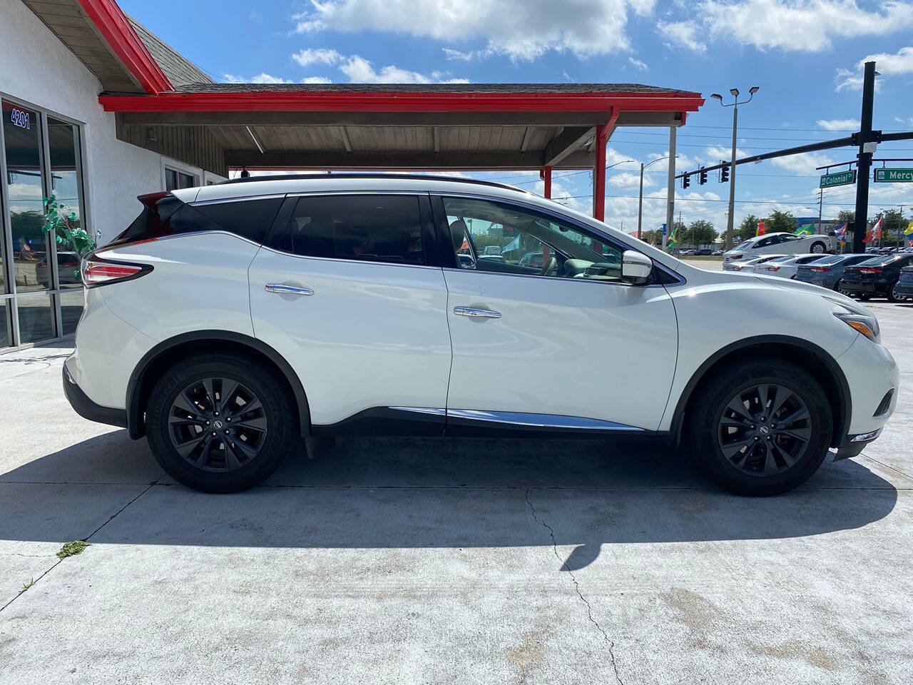 Used 2018 Nissan Murano SV w/ Premium Package AWD/4WD image 7