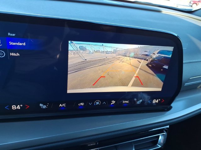 New 2027 Chevrolet Traverse LT w/ LPO, Floor Liner Package AWD/4WD image 13