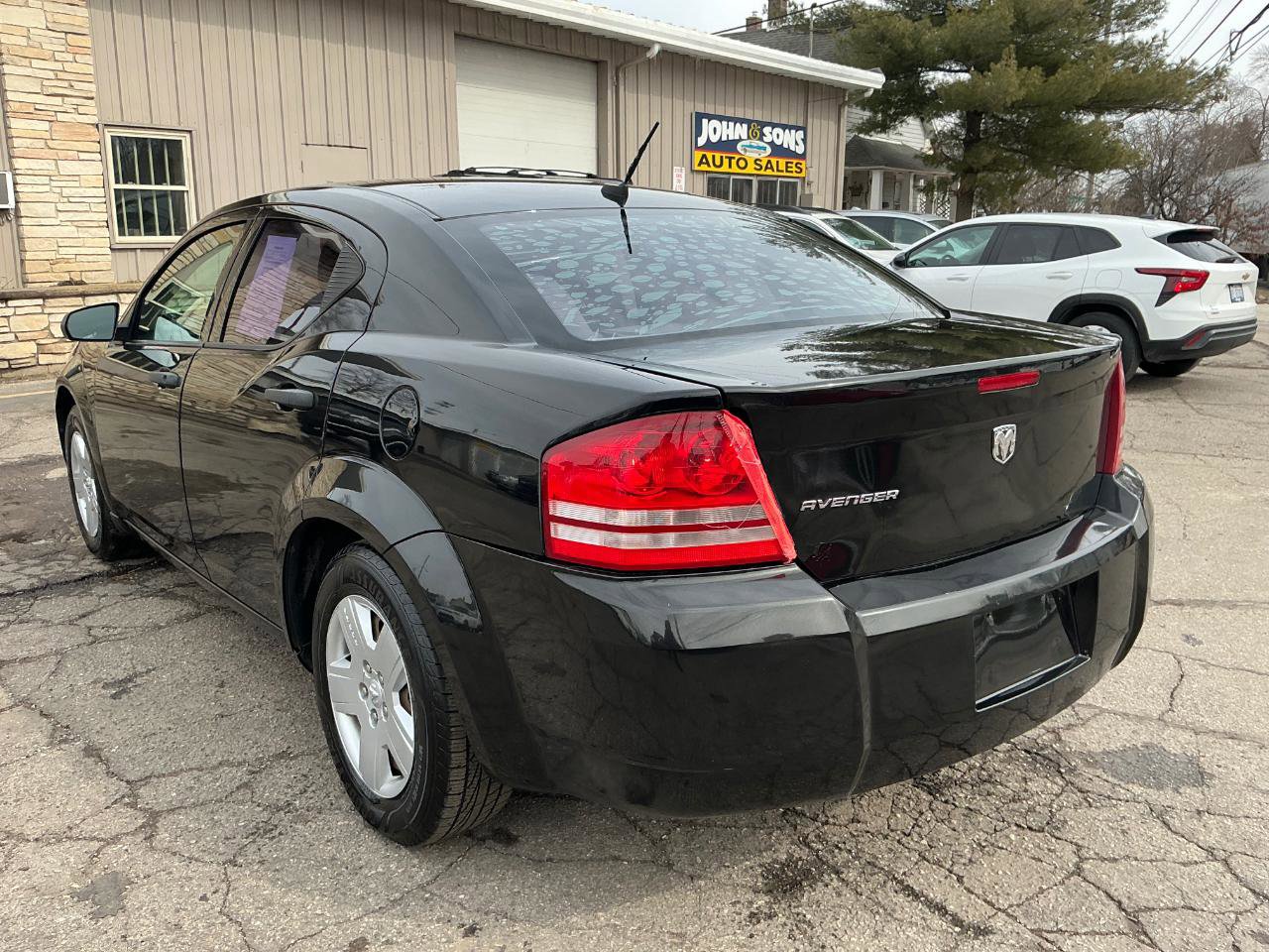Used 2008 Dodge Avenger SE image 5