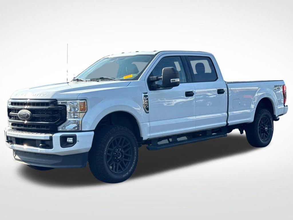 Used 2022 Ford F250 XLT w/ Black Appearance Package AWD/4WD image 6