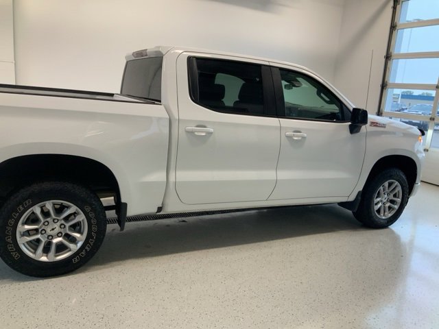 Used 2023 Chevrolet Silverado 1500 RST w/ Z71 Off-Road Package image 9