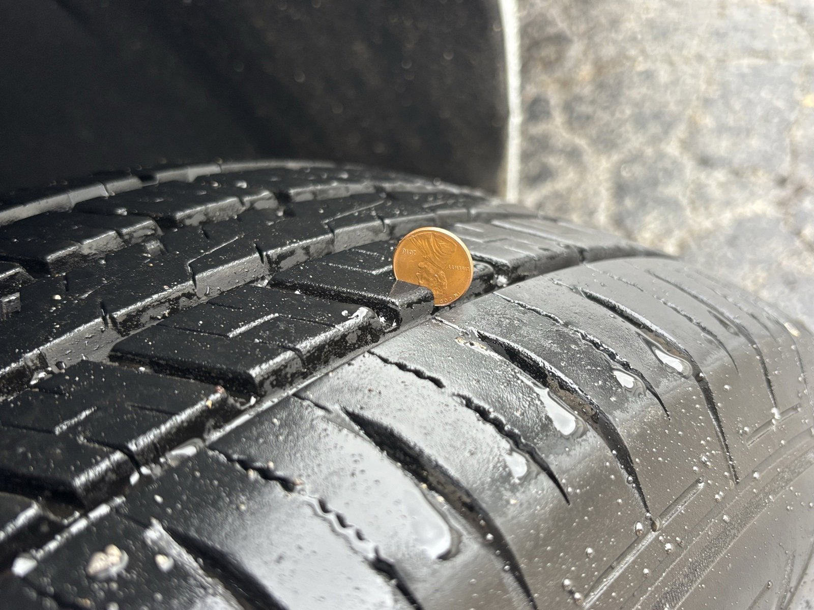 Used 2023 Buick Enclave Essence image 15