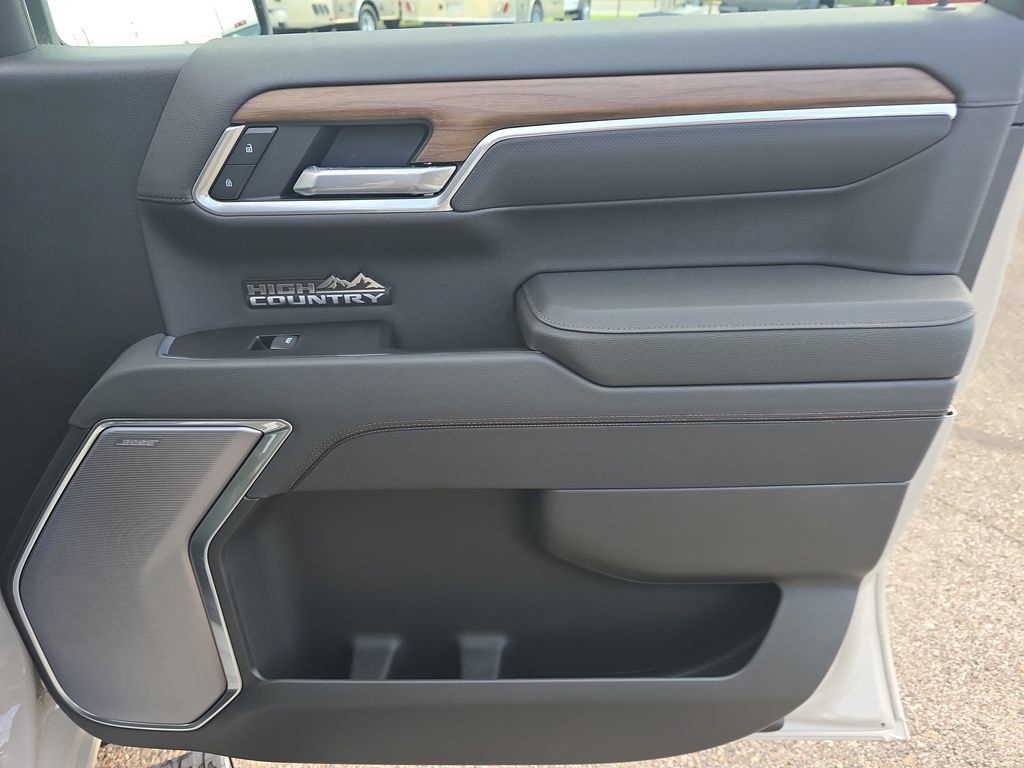 New 2026 Chevrolet Silverado 1500 High Country AWD/4WD image 21