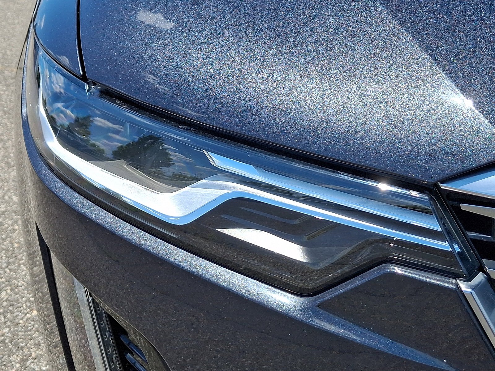 Used 2022 Cadillac XT6 Luxury AWD/4WD image 9
