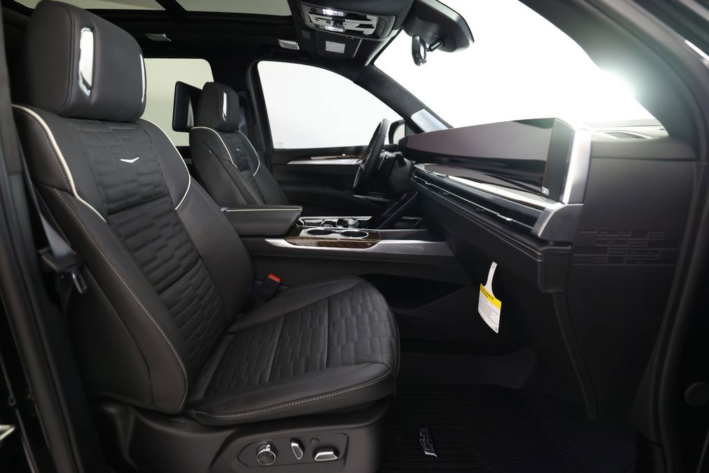 Used 2026 Cadillac Escalade Platinum Sport w/ LPO, Floor Liner Package image 10