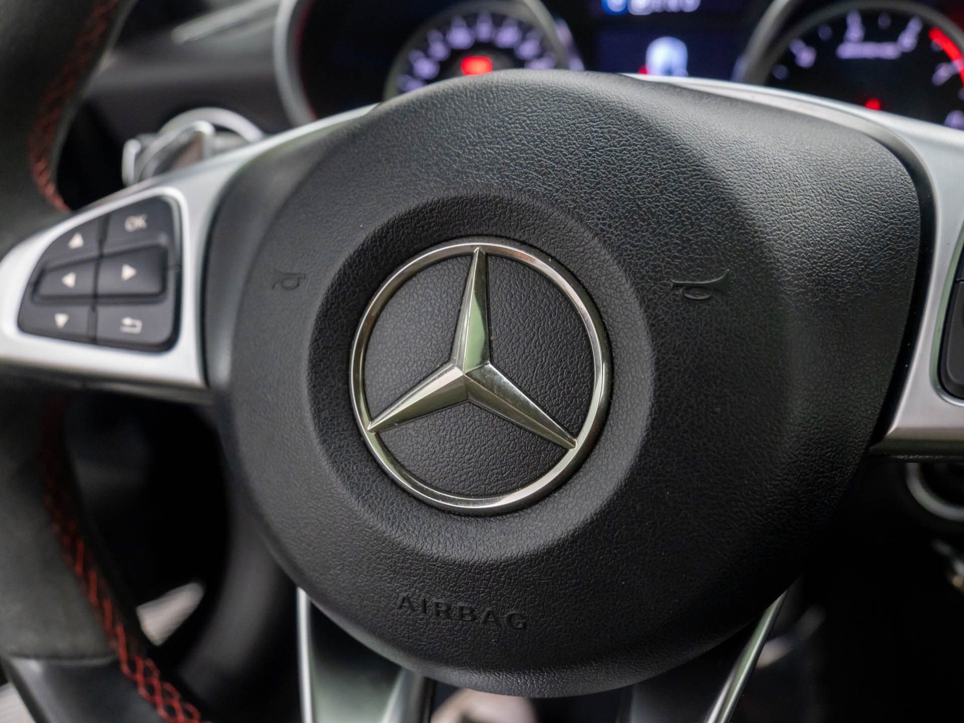 Used 2017 Mercedes-Benz SLC 43 AMG image 25