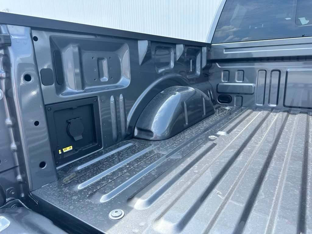 New 2026 Ford F150 XLT w/ Equipment Group 302A MID AWD/4WD image 22