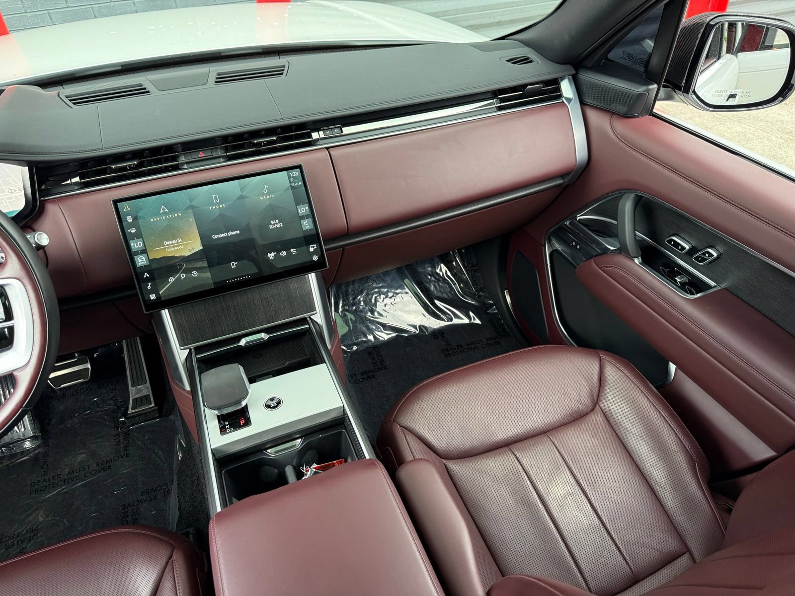 Used 2025 Land Rover Range Rover SE AWD/4WD image 41