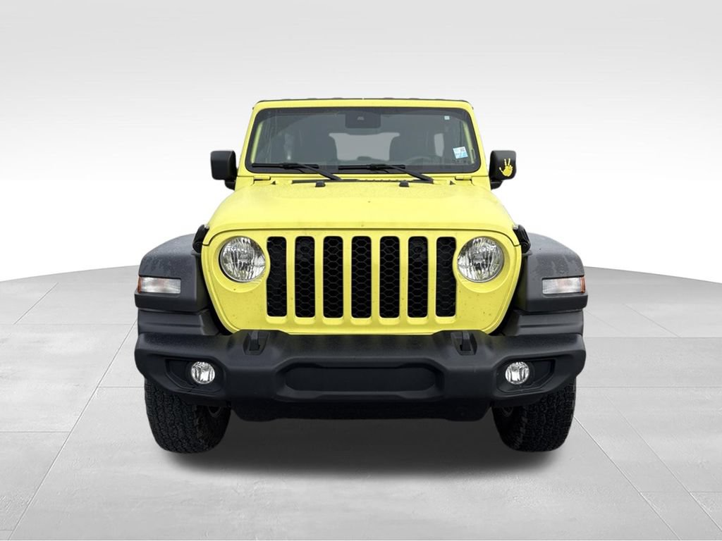 Used 2024 Jeep Wrangler Unlimited Sport AWD/4WD image 2
