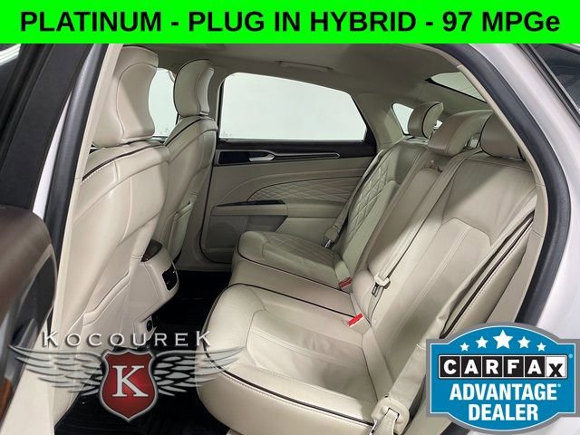 Used 2018 Ford Fusion Energi Platinum FWD image 21