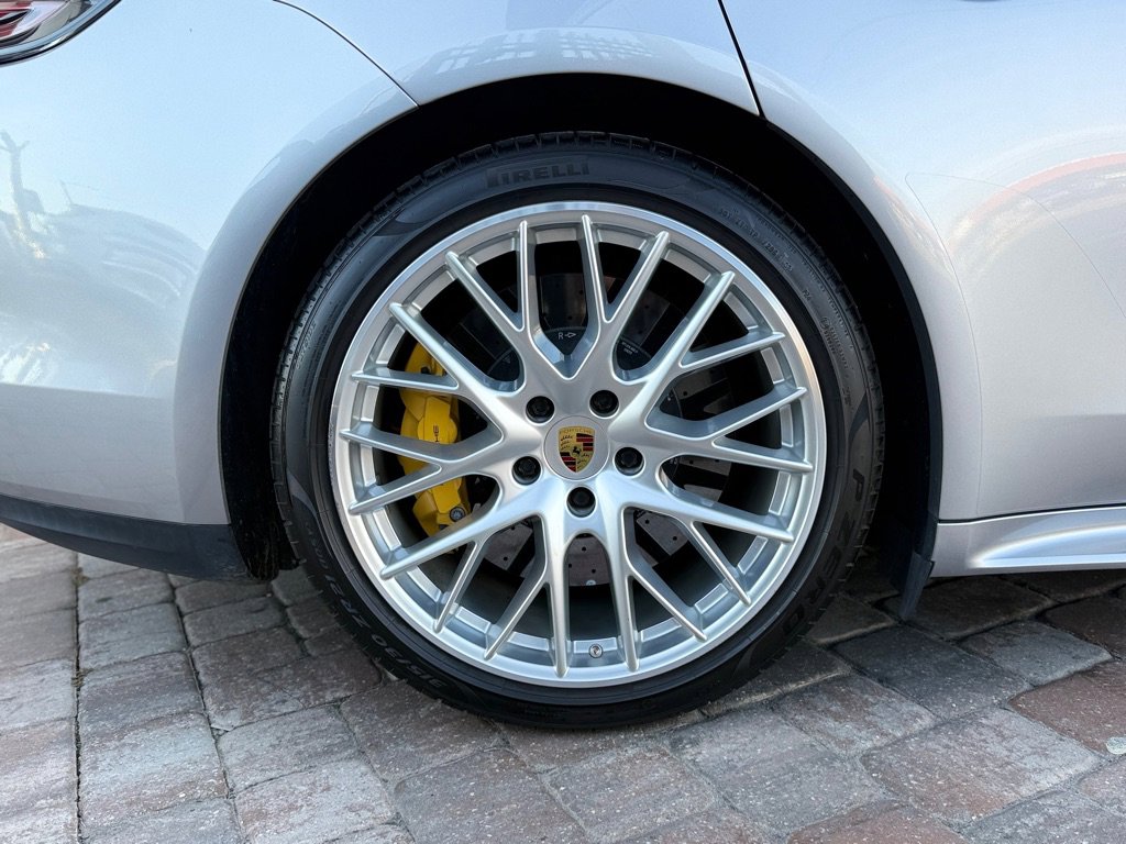 Used 2018 Porsche Panamera Turbo Executive w/ Assistance Package image 13