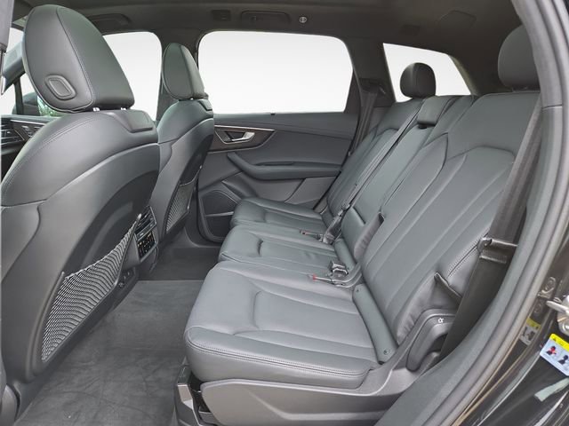 Used 2023 Audi Q7 3.0T Prestige w/ Prestige Package AWD/4WD image 12