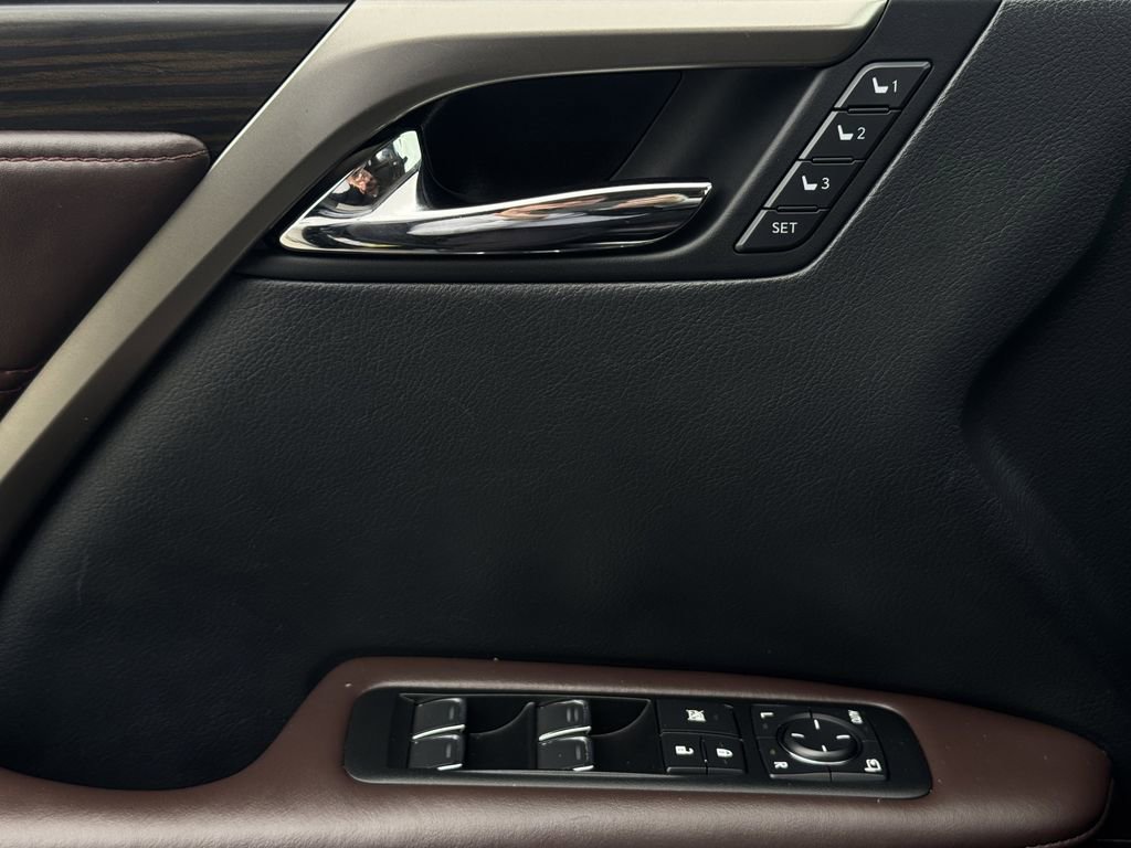 Used 2017 Lexus RX 350 AWD w/ Premium Package image 22