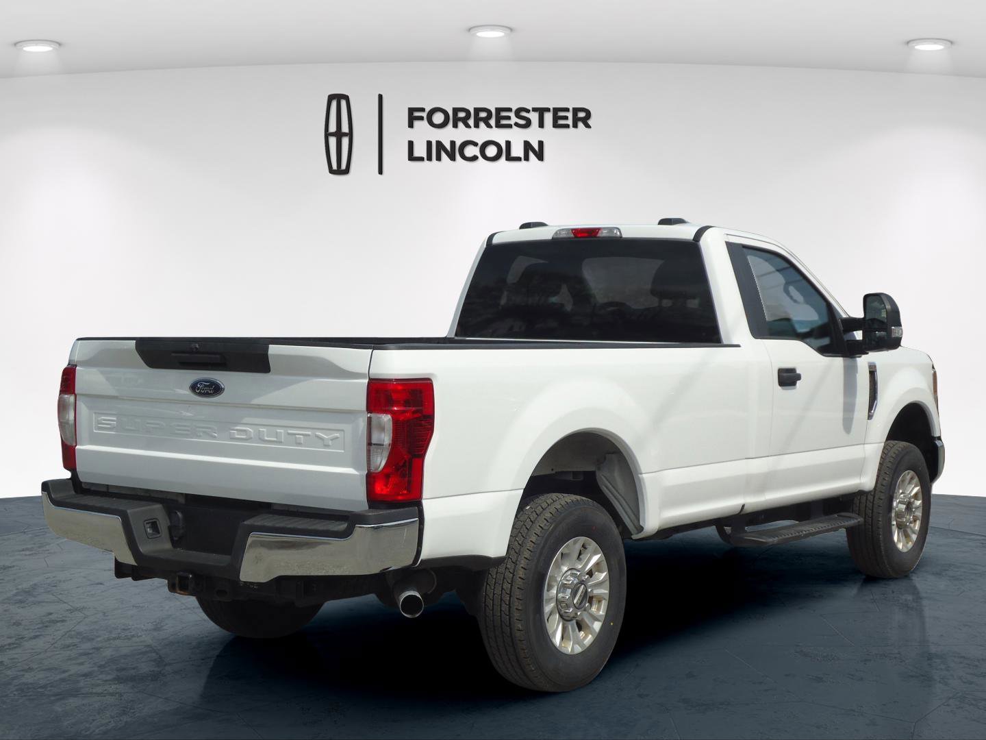 Used 2022 Ford F250 XL w/ STX Appearance Package image 3