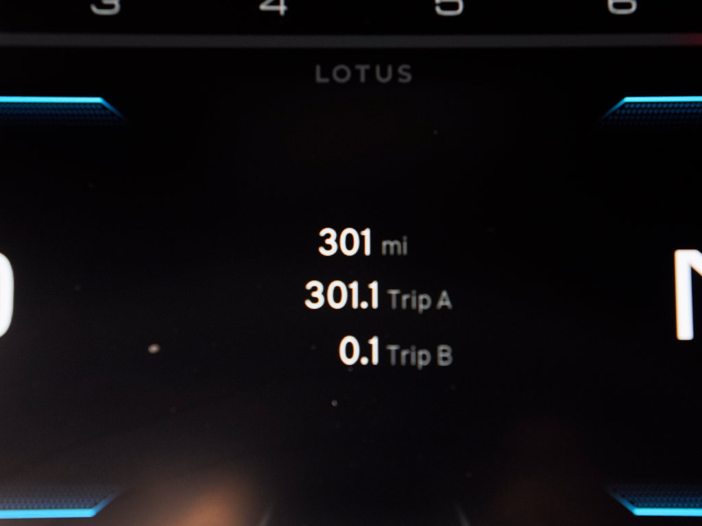 Used 2026 Lotus Emira RWD image 30