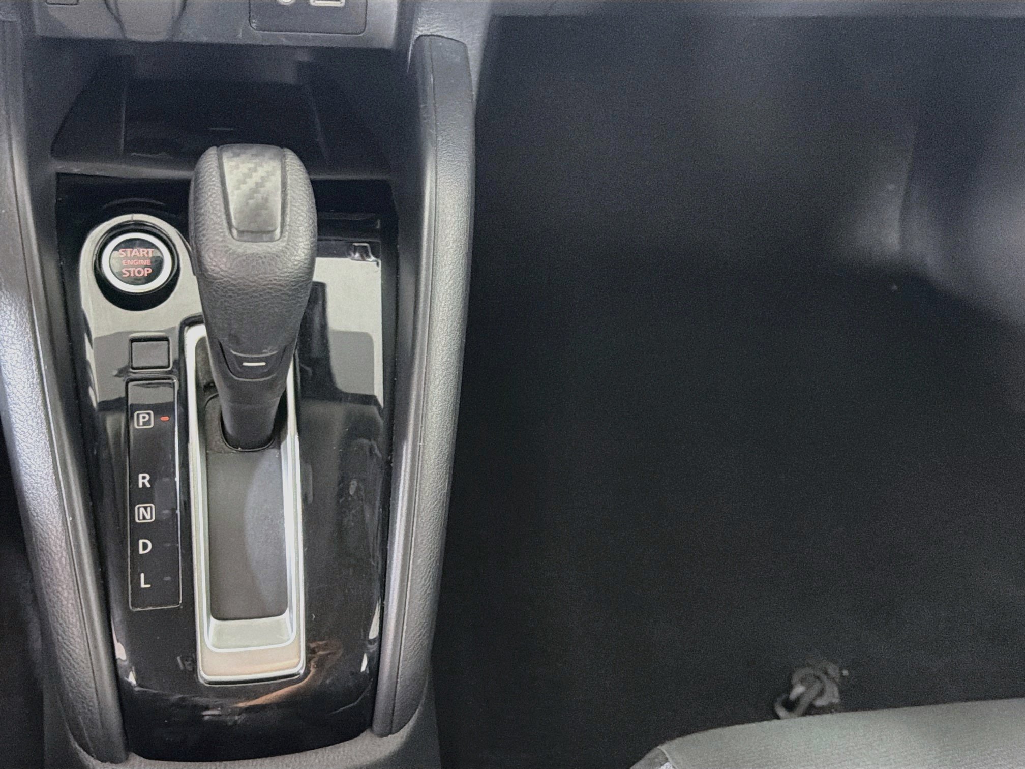 Used 2024 Nissan Versa SV FWD image 23