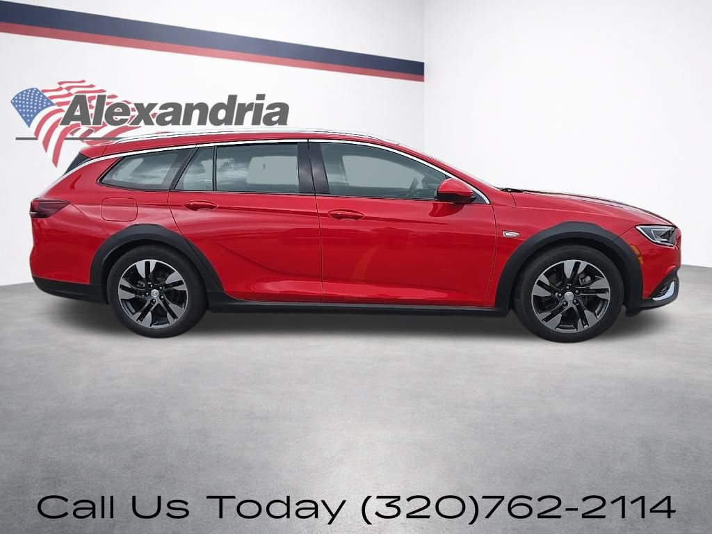 Used 2019 Buick Regal Preferred w/ Sights and Sounds Package AWD/4WD image 5