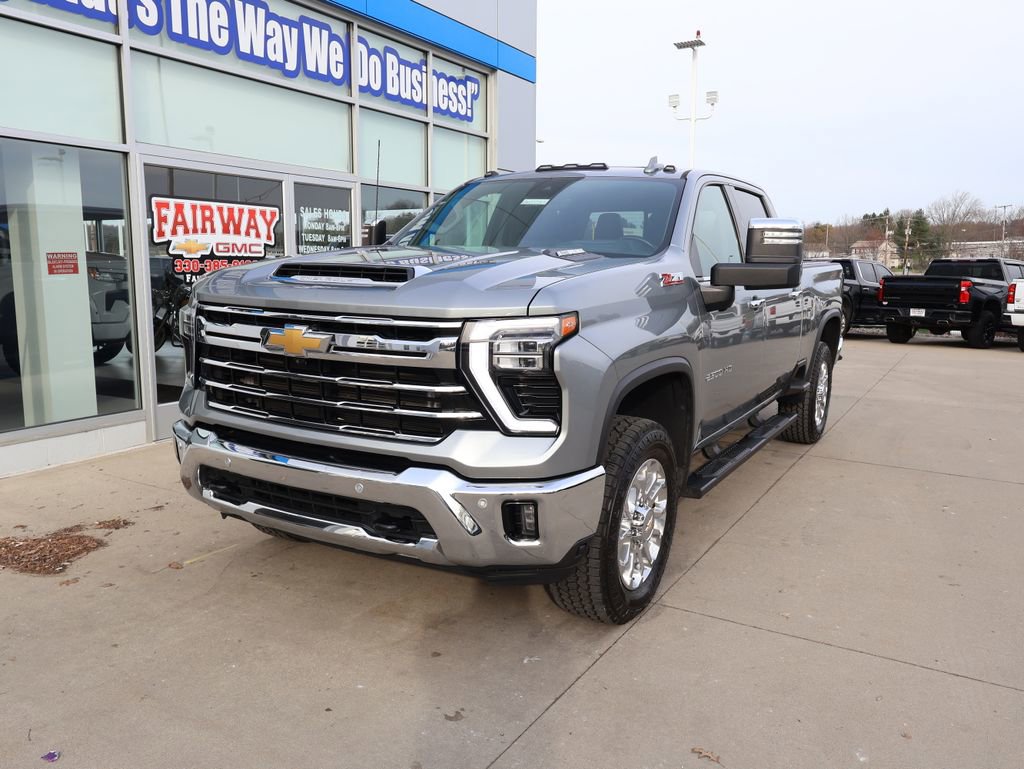 Certified 2024 Chevrolet Silverado 2500 LTZ w/ LTZ Premium Package image 6