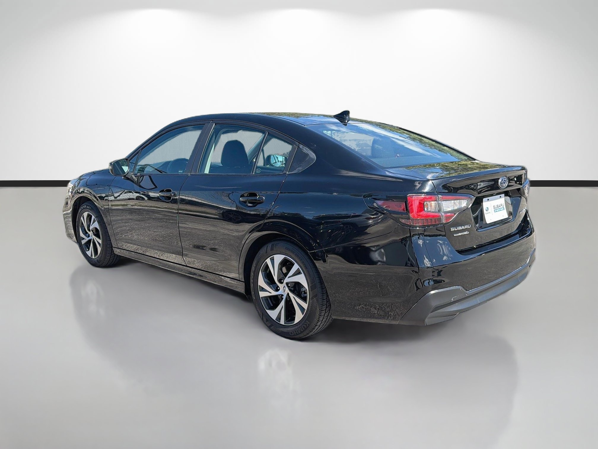 Used 2023 Subaru Legacy Premium AWD/4WD image 5