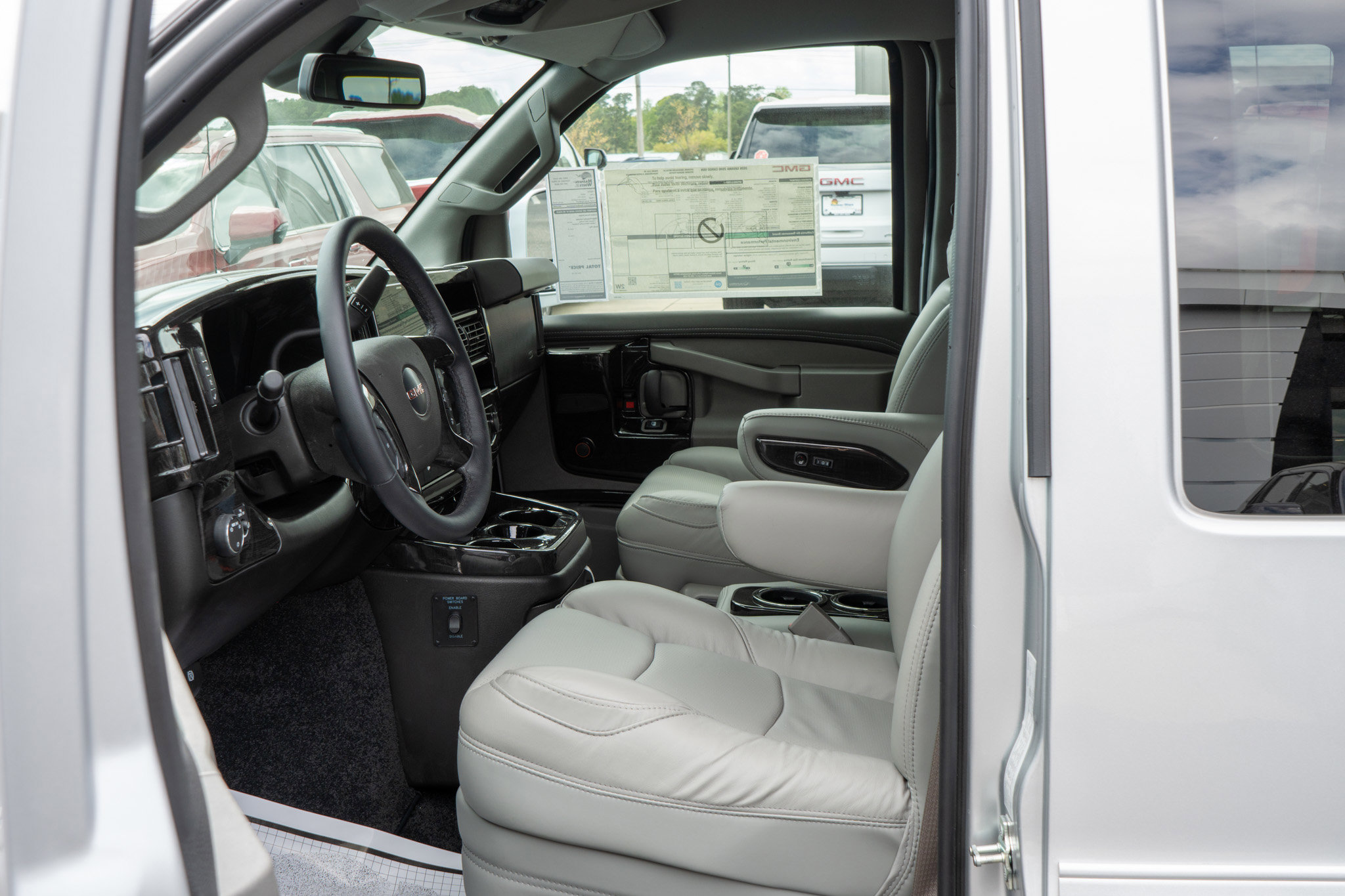 New 2026 GMC Savana 2500 w/ Driver Convenience Package image 17