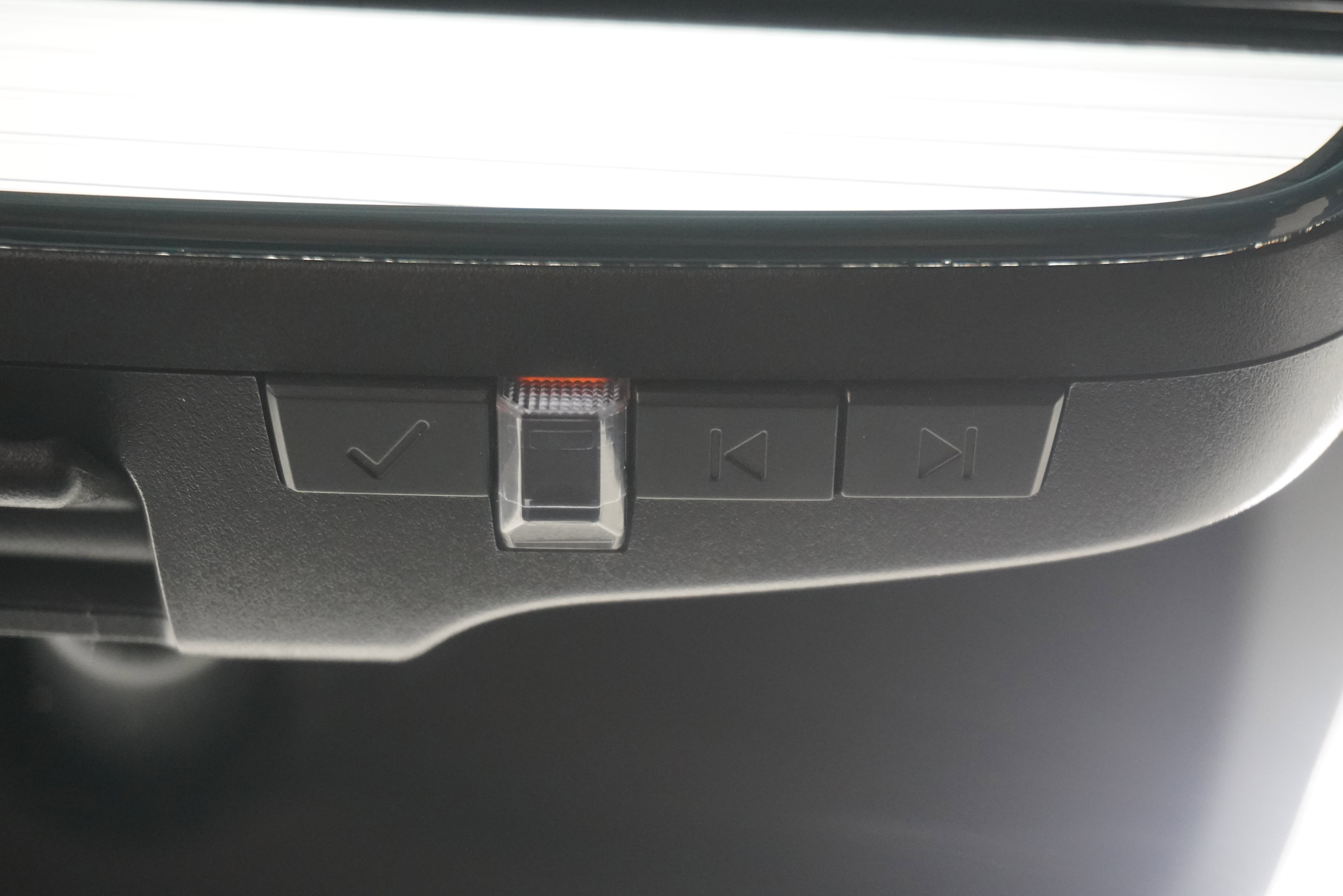 Used 2021 Cadillac Escalade Sport w/ Driver Assist Tech Package RWD image 28