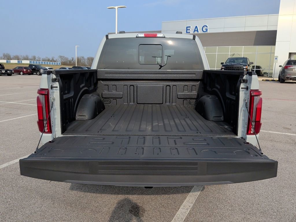 New 2026 Ford F150 Lariat w/ Equipment Group 502A High image 46