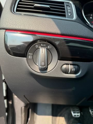 Used 2017 Volkswagen Jetta GLI FWD image 34