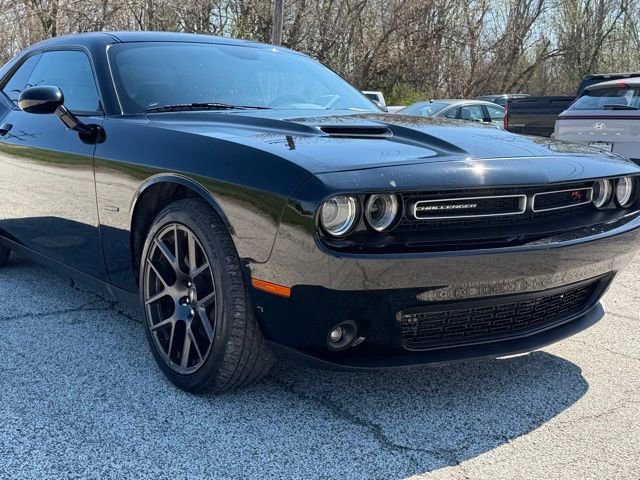 Used 2018 Dodge Challenger R/T w/ Sound Group image 2