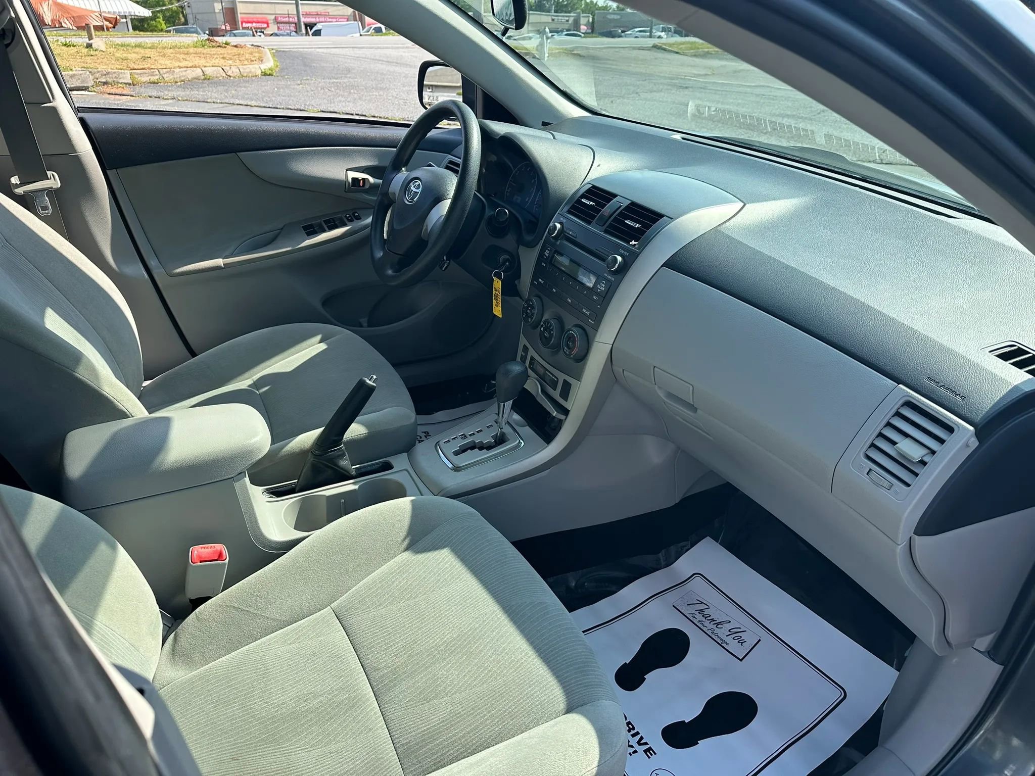 Used 2011 Toyota Corolla LE image 16