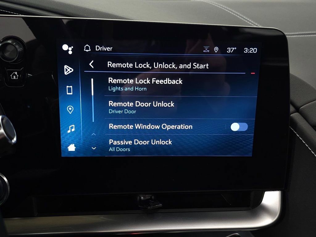 Used 2024 Chevrolet Corvette Stingray Coupe w/ Z51 Performance Package image 26