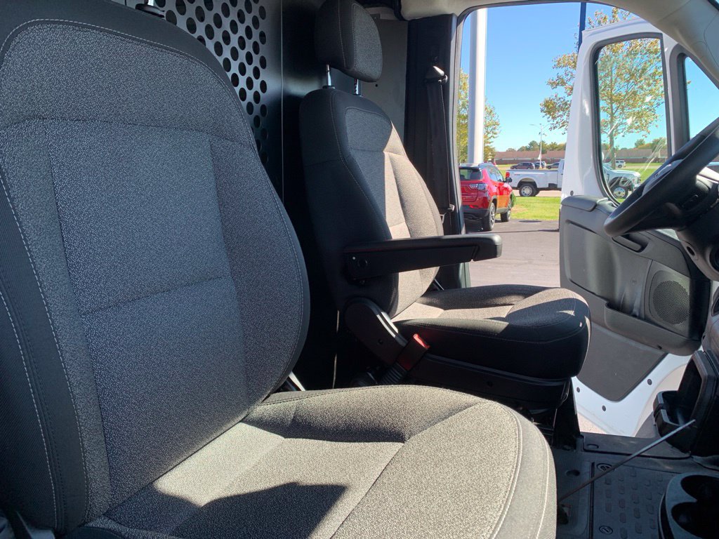Used 2025 RAM ProMaster 2500 w/ U-Haul Equipment Group FWD image 26