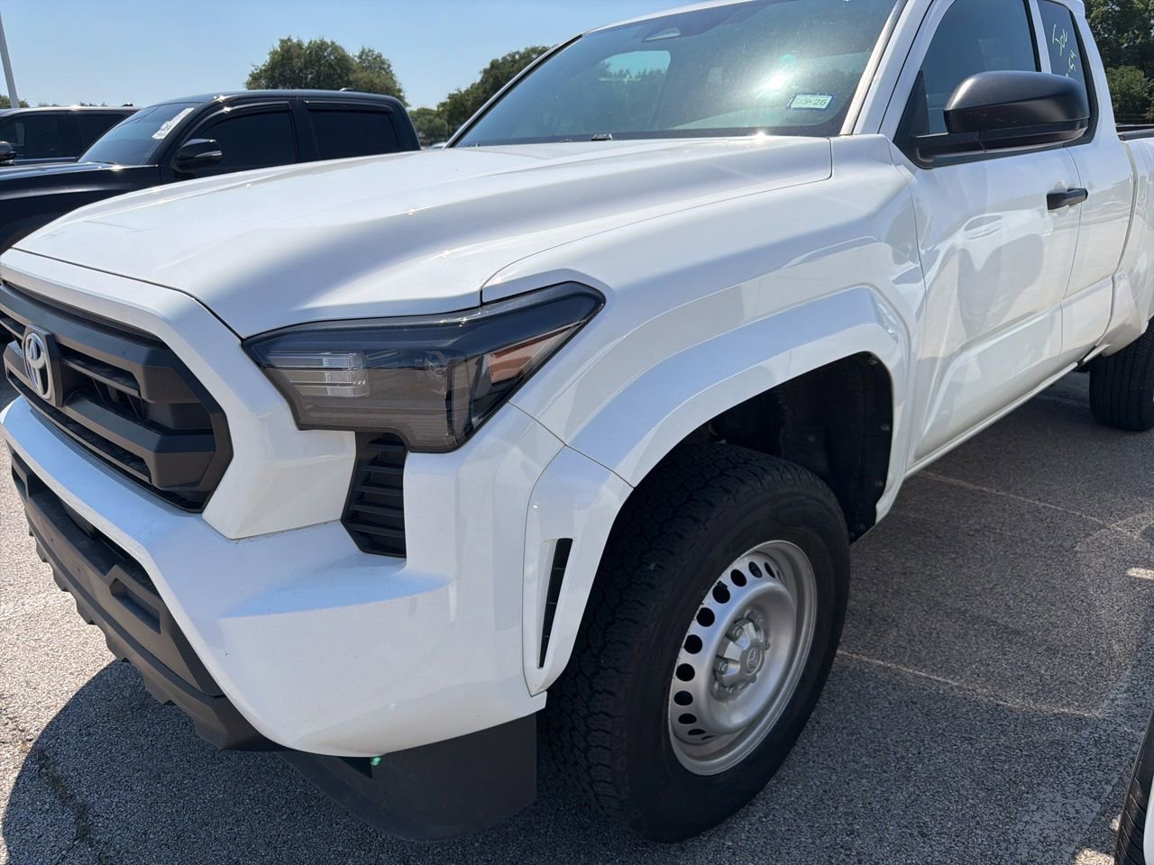 Used 2024 Toyota Tacoma SR RWD image 1