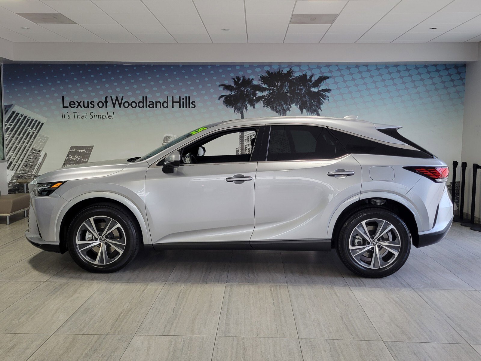 Certified 2025 Lexus RX 350 FWD image 2