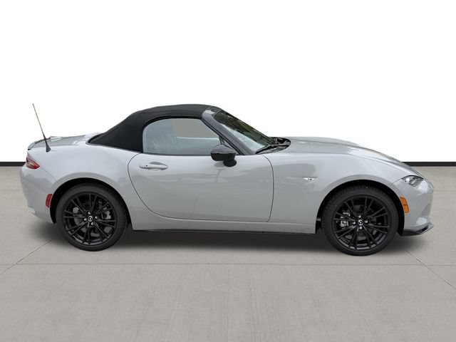 Certified 2026 MAZDA MX-5 Miata Club RWD image 4