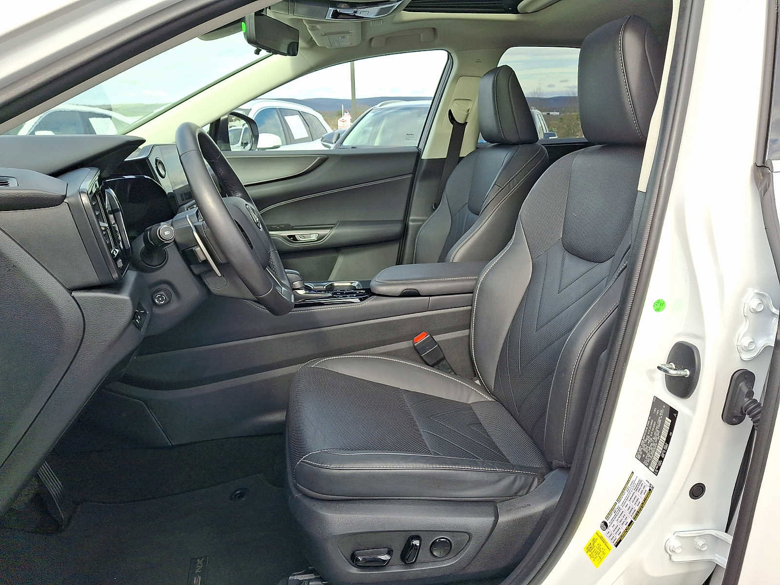 Used 2023 Lexus NX 350 AWD image 9