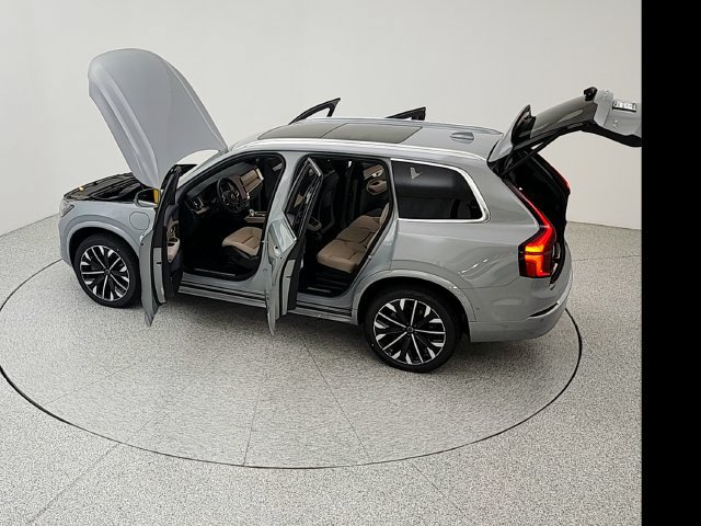 New 2026 Volvo XC90 T8 Plus AWD/4WD image 43