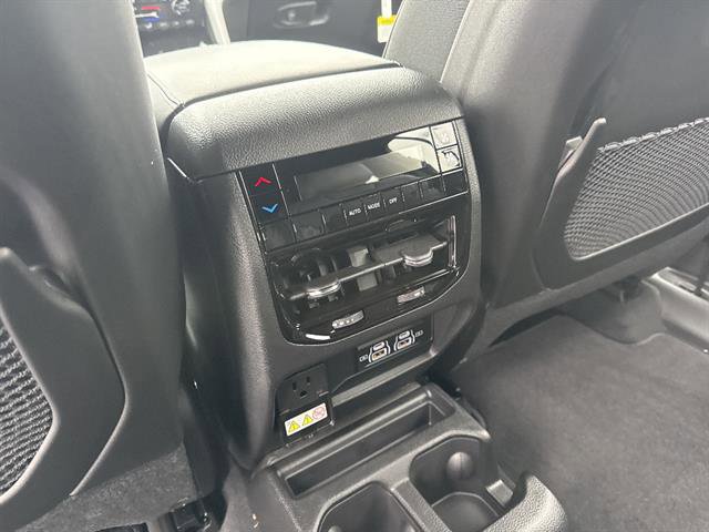 New 2025 Jeep Grand Cherokee L Altitude image 15