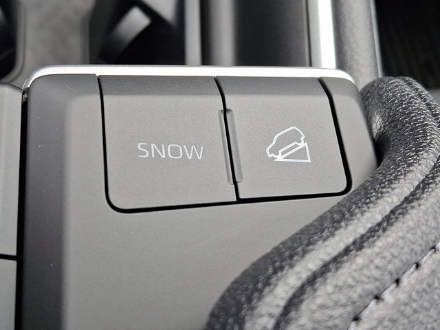 Used 2026 Toyota Grand Highlander Limited image 32