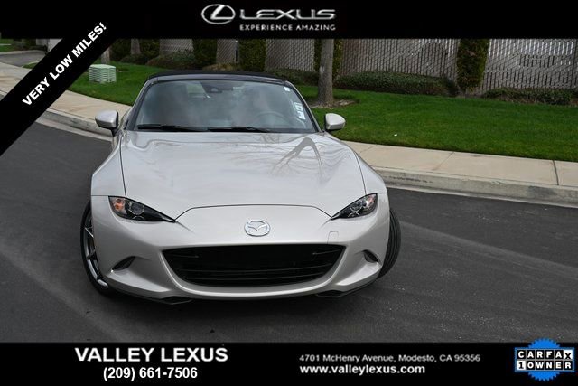 Used 2023 MAZDA MX-5 Miata Grand Touring w/ Weather Package image 2