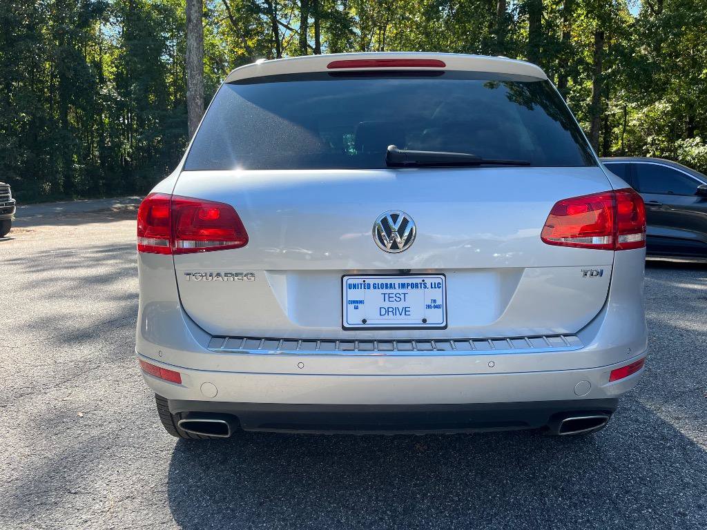 Used 2013 Volkswagen Touareg Executive AWD/4WD image 8