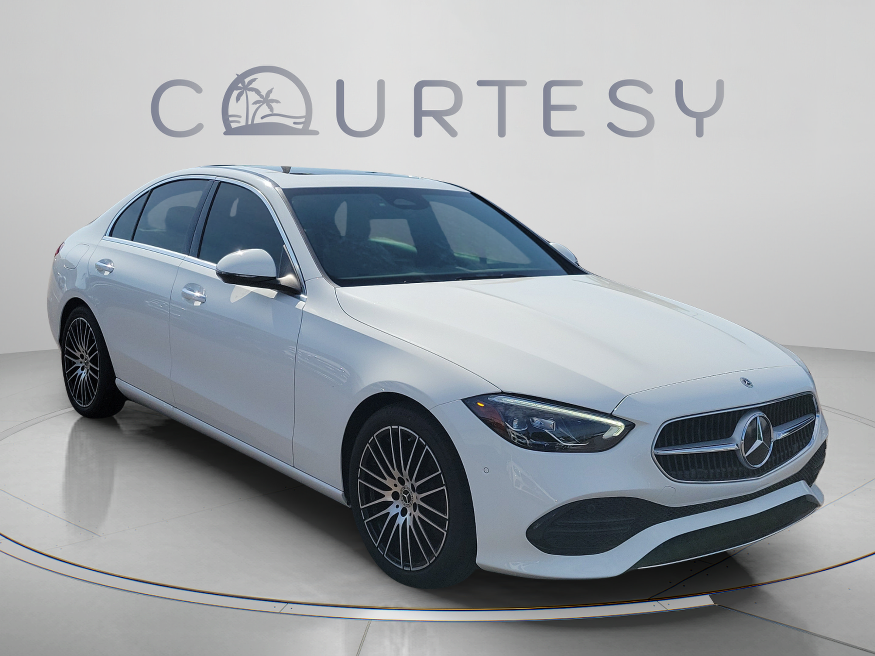 Used 2024 Mercedes-Benz C 300 4MATIC Sedan image 4