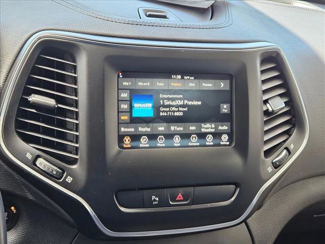 Used 2019 Jeep Cherokee Latitude Plus image 13