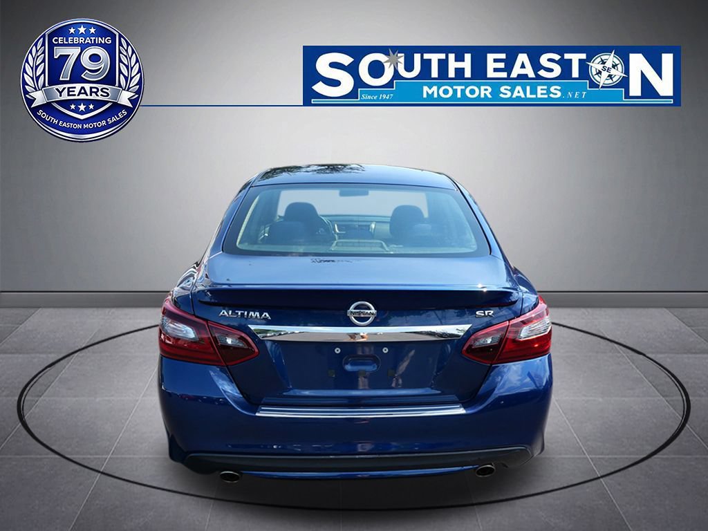Used 2017 Nissan Altima 2.5 SR FWD image 4