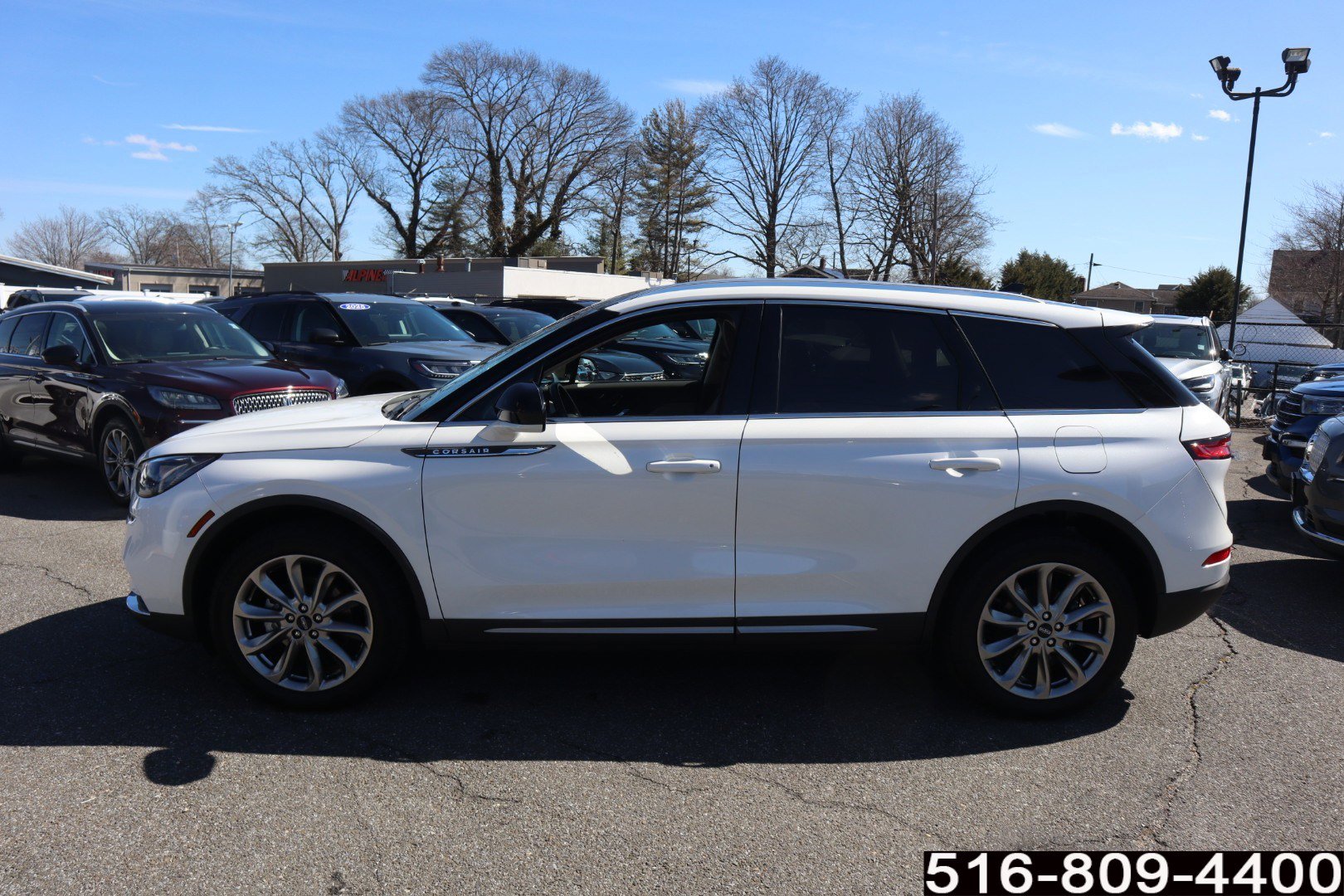 Used 2022 Lincoln Corsair AWD w/ Premium Package image 8