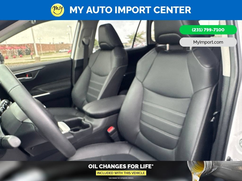 Used 2025 Toyota RAV4 XLE Premium w/ Weather Package AWD/4WD image 14
